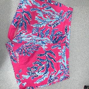 Lilly Pulitzer shorts. Never worn. Size 4